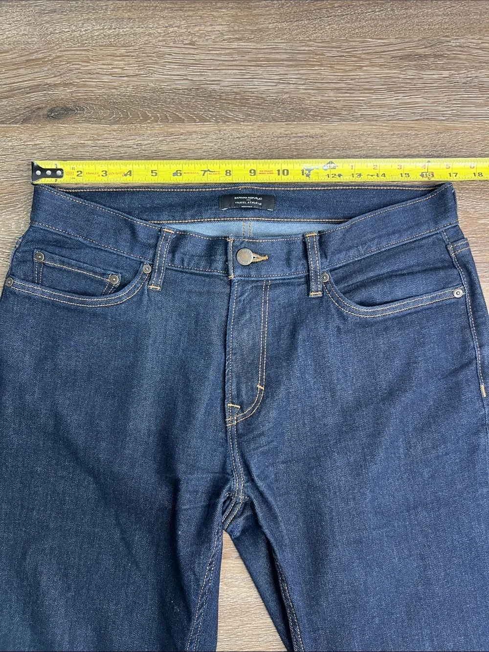 Banana Republic Travel Athletic Slim Straight Jeans Dark Wash Stretch 33x32